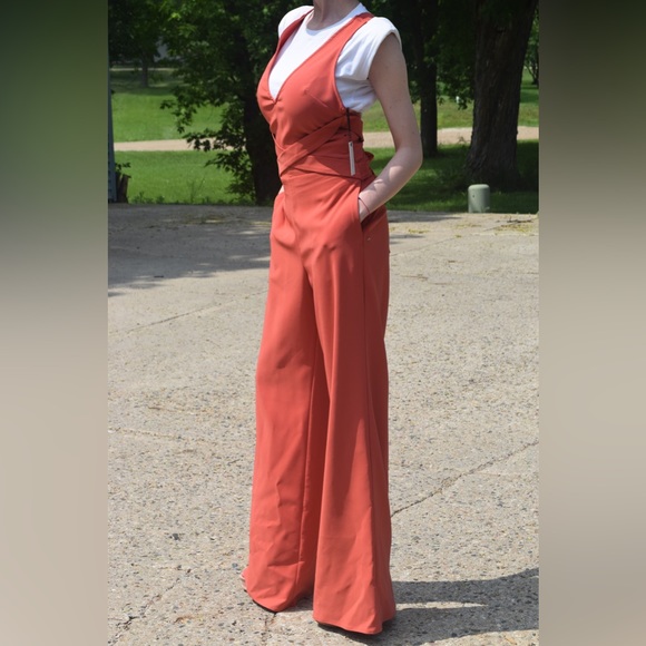 Lovers + Friends Comfy Classy Summer Jumpsuit S MUST GO BEFORE SEPTEMBER - Picture 1 of 9